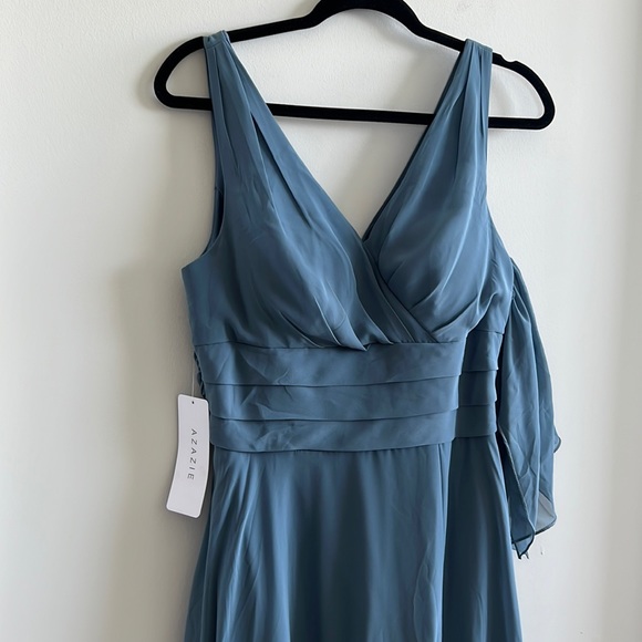 Azazie Bianca Slit Front Waist Tie Formal Evening Dress with V Neck (NWT) - Picture 4 of 8